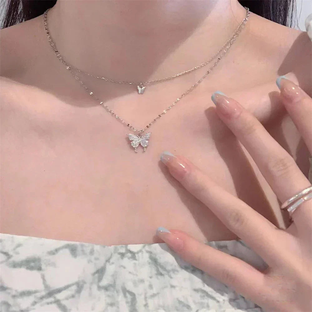 ニッチデザイン エレガント 輝くペンダントネックレス